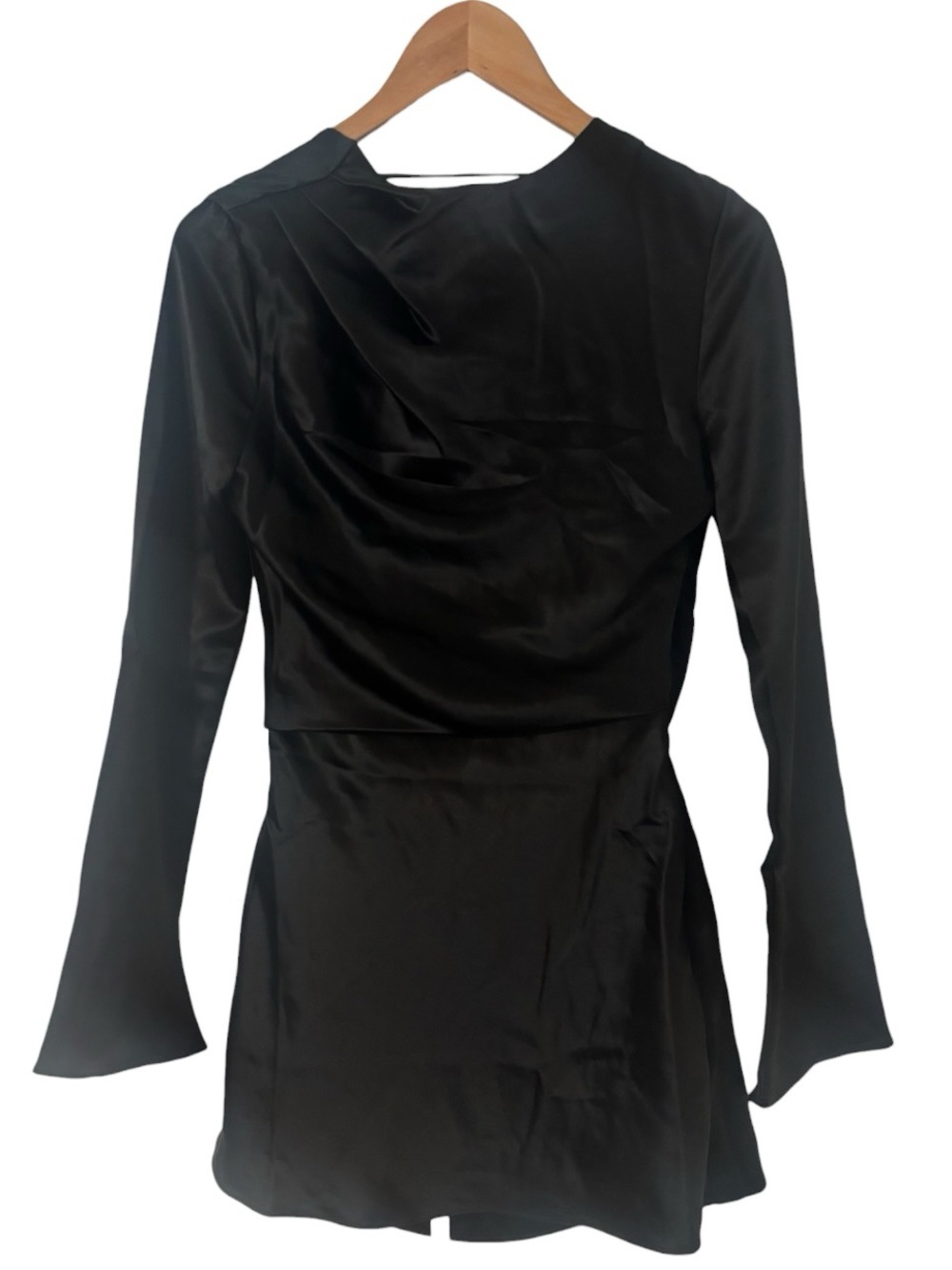 House of CB Mariska Open Back Satin Mini Dress - Picture 2 of 4